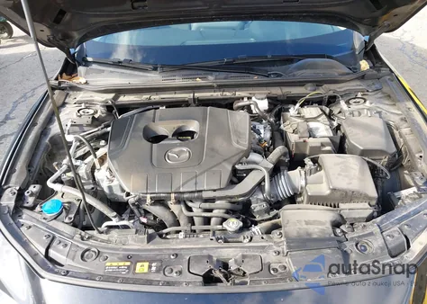 2024 Mazda Mazda3 2.5 S Select Sport z USA, uszkodzony, nr VIN 3MZBPABM3RM428629